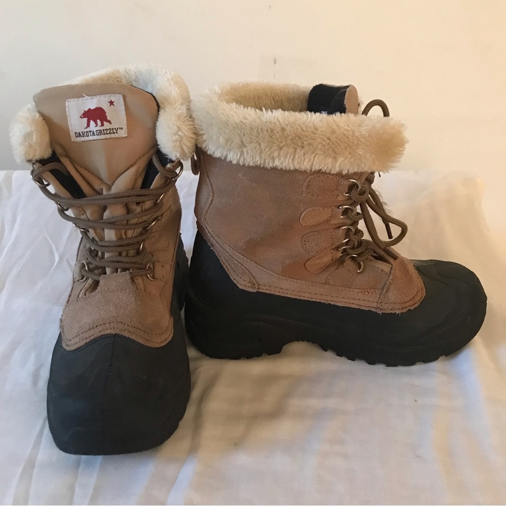 Kid’s Dakota Grizzly suede snow boots